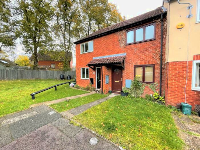 2 Bedroom House To Rent In River View, Kennington, Oxford, OX1