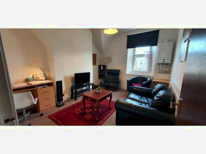 1 Bedroom Flat To Rent In Glynrhondda Street, Cathays, Cardiff, CF24