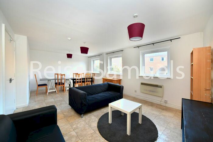 7 Bedroom Terraced House To Rent In Cyclops Mews, Isle Of Dogs, Canary Wharf, London, E14