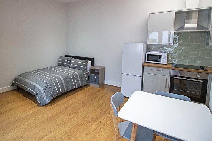 Studio To Rent In Flat, A Mansfield Road, Nottingham, Nottinghamshire, NG1