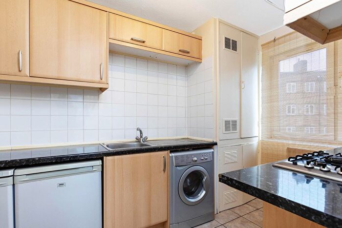 1 Bedroom Flat To Rent In Crosby Row, Borough, SE1