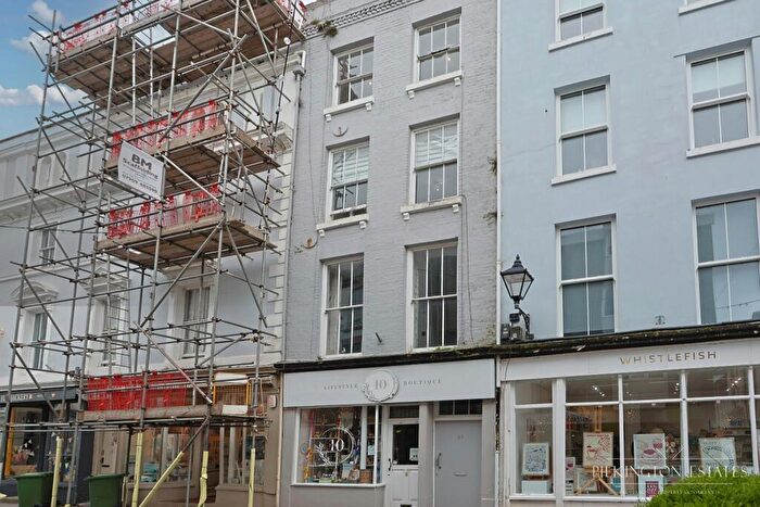 3 Bedroom Terraced House For Sale In &, Southside Street, Plymouth, Devon, PL1