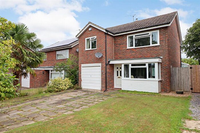 4 Bedroom Detached House For Sale In Brambling Road, Horsham, RH13
