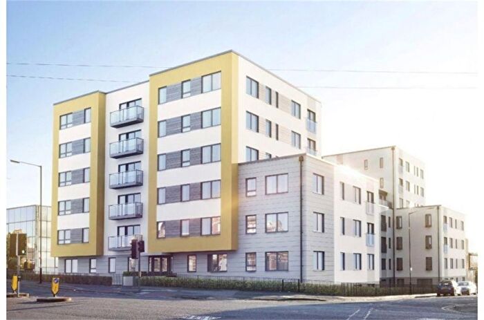 1 Bedroom Flat To Rent In West Central, Stoke Road, Slough, SL2