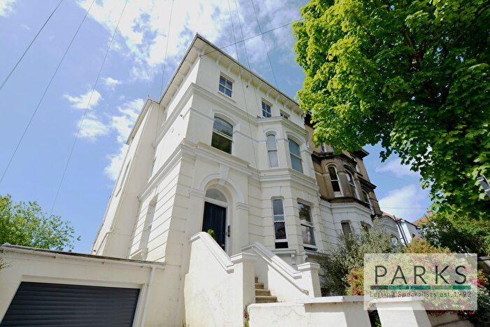 2 Bedroom Flat To Rent In Alfred Road, Brighton, BN1