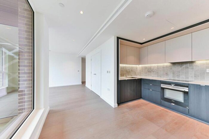 1 Bedroom Flat To Rent In Phoenix Court -, P20