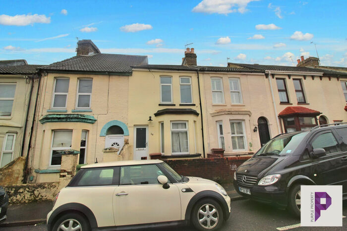 2 Bedroom Terraced House To Rent In Wellington Road, Gillingham, ME7