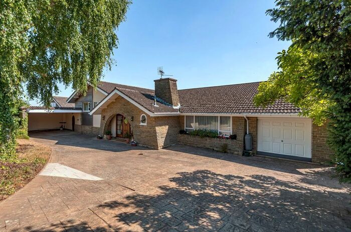 3 Bedroom Detached House For Sale In Goodens Lane, Great Doddington, Wellingborough, NN29