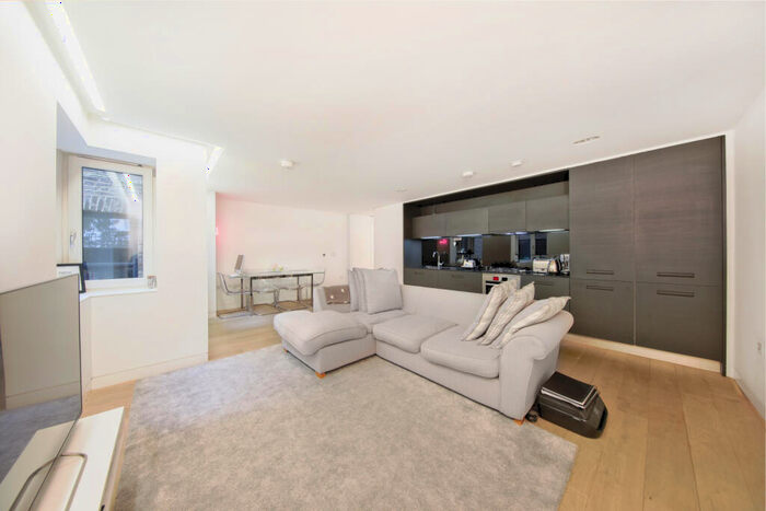 2 Bedroom Flat To Rent In Abbey Road, St John's Wood, NW8