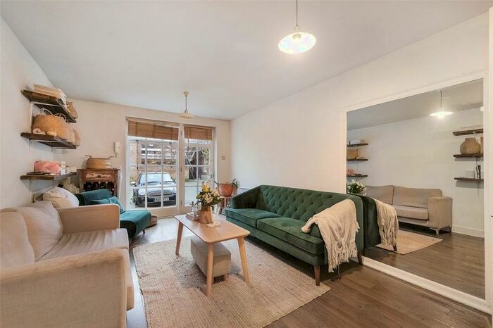 1 Bedroom Apartment To Rent In Dunbridge Street, London, E2