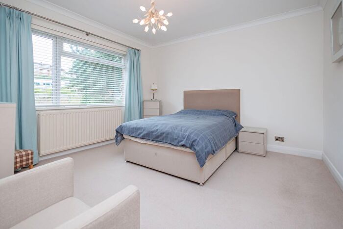 2 Bedroom Flat To Rent In Brudenell Road, Poole, BH13