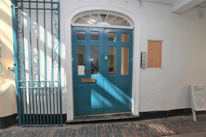 1 Bedroom Flat To Rent In Reindeer Court, Mealcheapen Street, Worcester, WR1