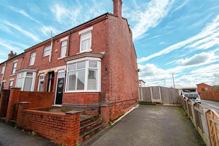 2 Bedroom End Of Terrace House For Sale In Nuttall Street, Alfreton, DE55