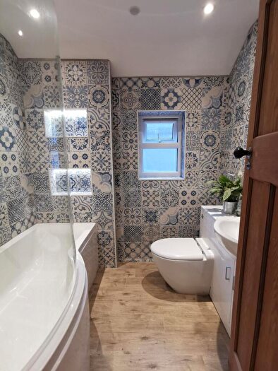 4 Bedroom House To Rent In Cromwell Street, Mount Pleasant, Swansea, SA1