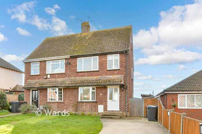 3 Bedroom Semi-Detached House For Sale In Golden Hill, Whitstable, Kent, CT5