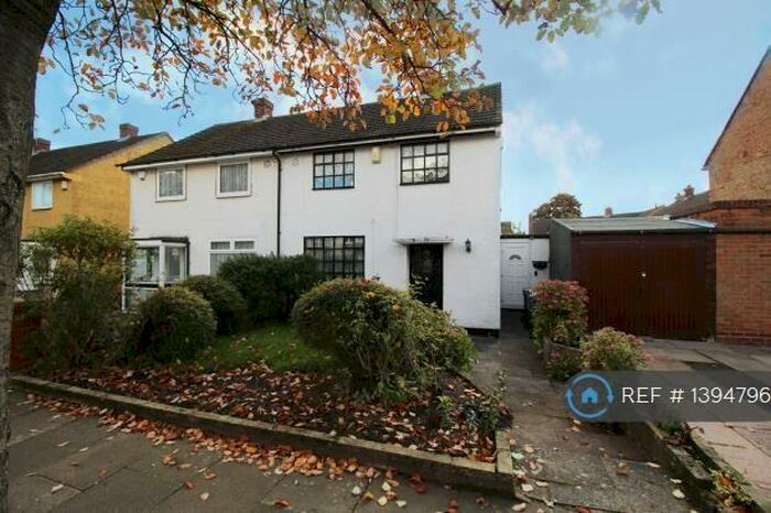 2 Bedroom Semi-Detached House To Rent In Hartshill Road, Birmingham, B34