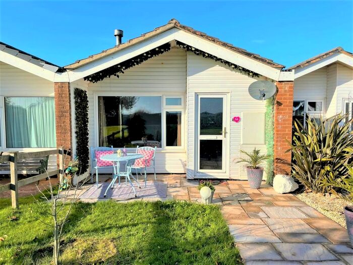 2 Bedroom Bungalow For Sale In Cumber Close, Malborough, Kingsbridge TQ7