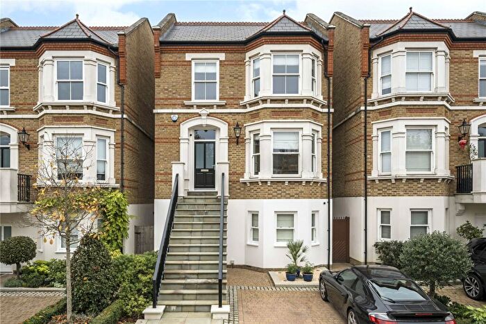 5 Bedroom Detached House For Sale In Jerningham Road, Telegraph Hill, SE14