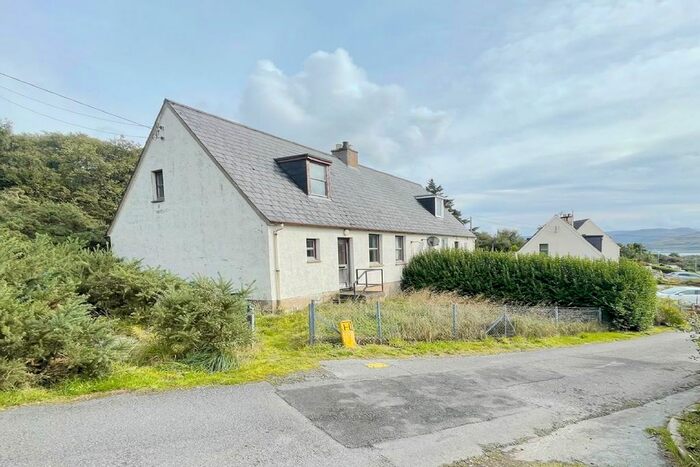 3 Bedroom Semi-Detached House For Sale In , Heathmount Place, Kyle Of Lochalsh, IV40