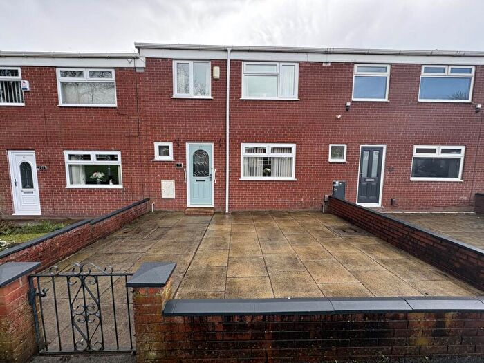 3 Bedroom Terraced House For Sale In Otley Close, Oldham, OL9