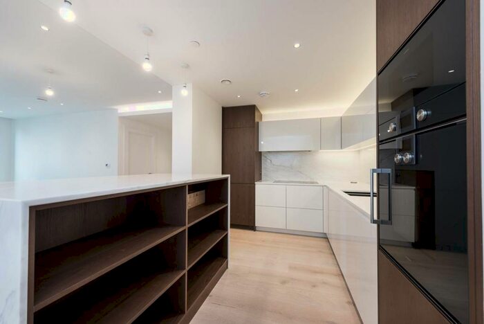 1 Bedroom Flat To Rent In Harbour Avenue, Chelsea Harbour, London, SW10