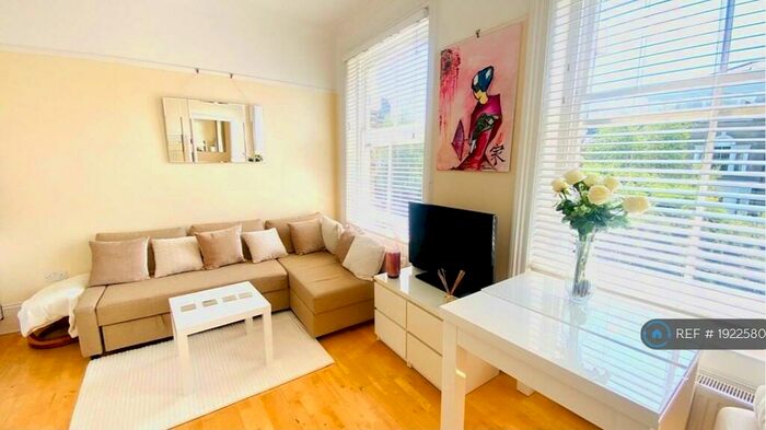 1 Bedroom Flat To Rent In Highbury Hill, London, N5