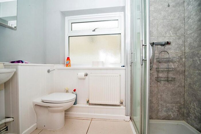 3 Bedroom Terraced House For Sale In Bath Street, Weymouth, DT4