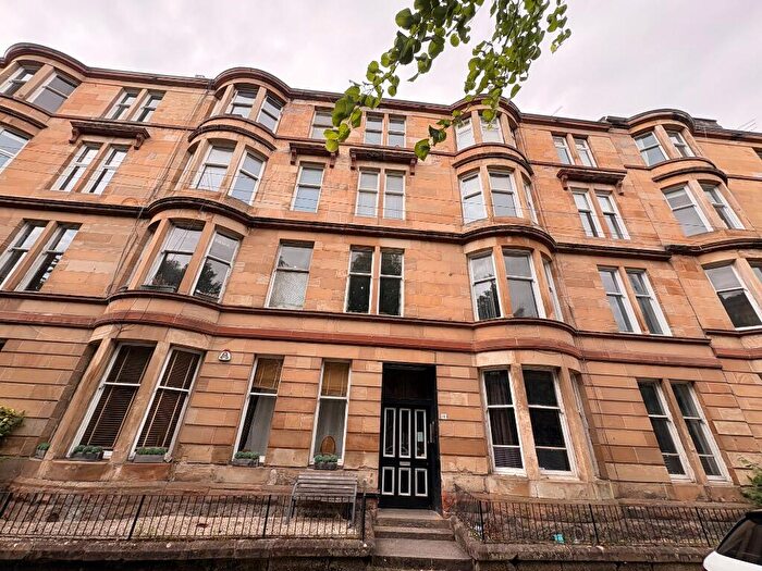 3 Bedroom Flat To Rent In Barrington Drive, Glasgow, G4