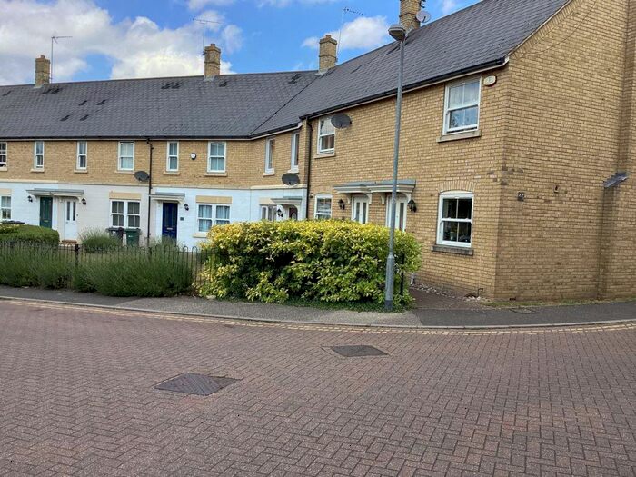 2 Bedroom Property To Rent In Wickham Crescent, Braintree, CM7