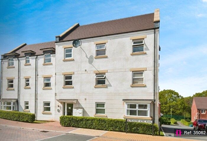 2 Bedroom Flat For Sale In Meadow Acre Road, Honiton, EX14