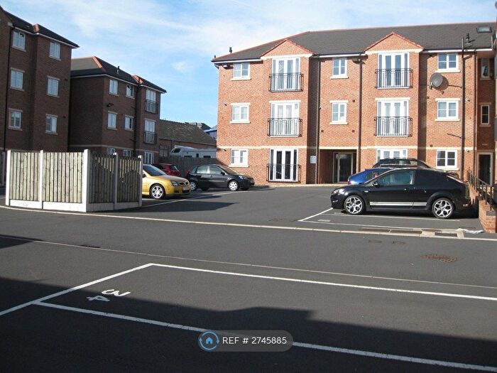 2 Bedroom Flat To Rent In Langdale Court, Barnsley, S71