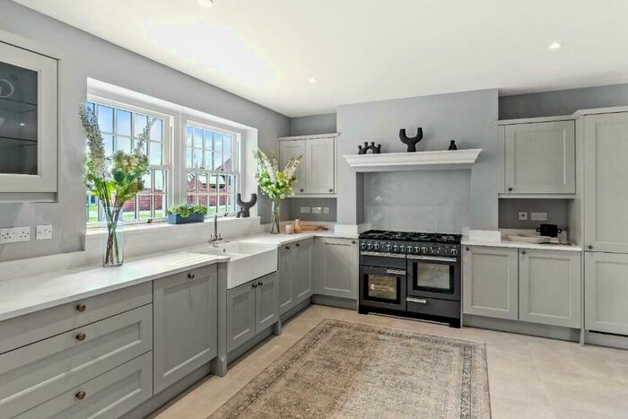 4 Bedroom Cottage For Sale In Jarrett Lane, Colchester, CO6