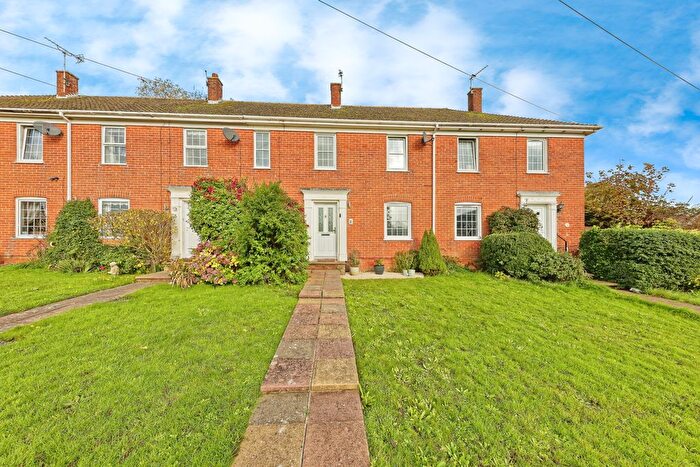 3 Bedroom Detached House For Sale In Carlsden Close, Dover, Kent, CT17