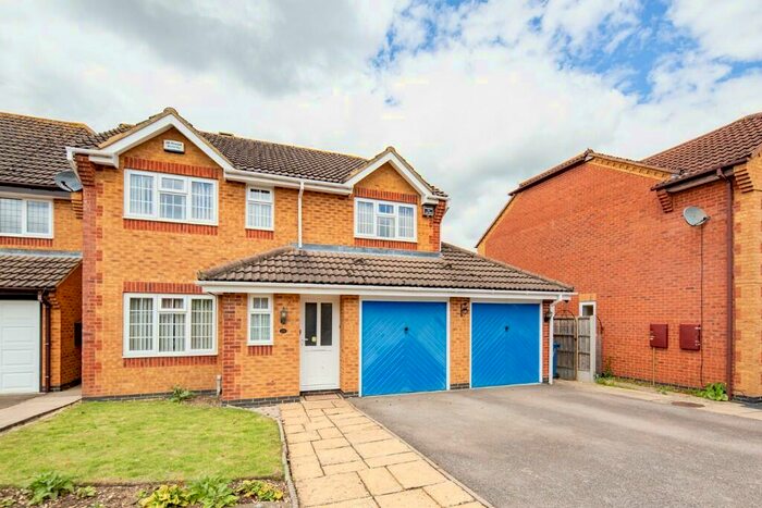 4 Bedroom Detached House To Rent In Ravencroft, Bicester, Oxfordshire, OX26