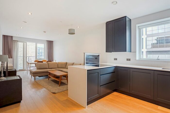 2 Bedroom Flat To Rent In Renaissance Square Apartments, Chiswick, W4