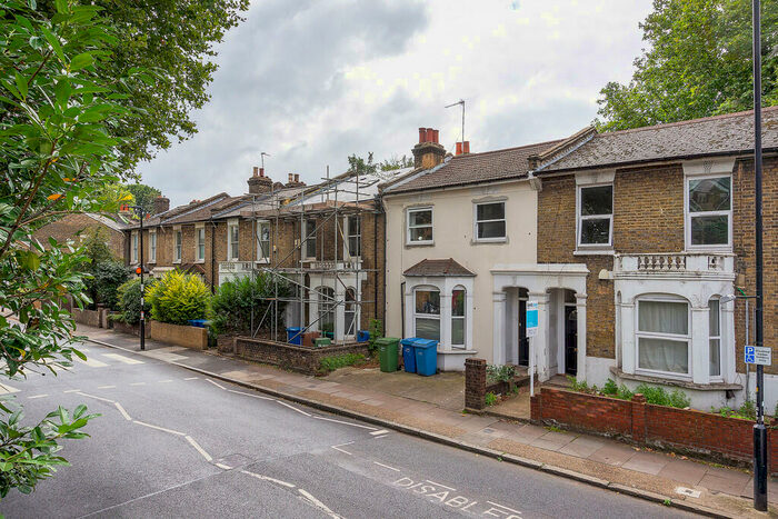 6 Bedroom Terraced House To Rent In Clayton Road, Peckham, SE15