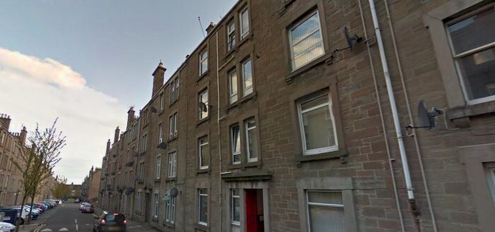 2 Bedroom Flat To Rent In Baldovan Terrace, Dundee, DD4