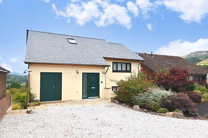 3 Bedroom Detached House To Rent In Crickhowell, NP8