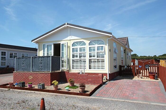 2 Bedroom Property For Sale In Castleton Road, St. Athan, CF62
