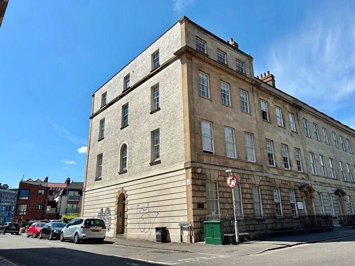 Apartment To Rent In Arundel House, Portland Square, BS2