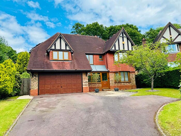 5 Bedroom Detached House For Sale In Thorndean Drive, Warninglid, RH17