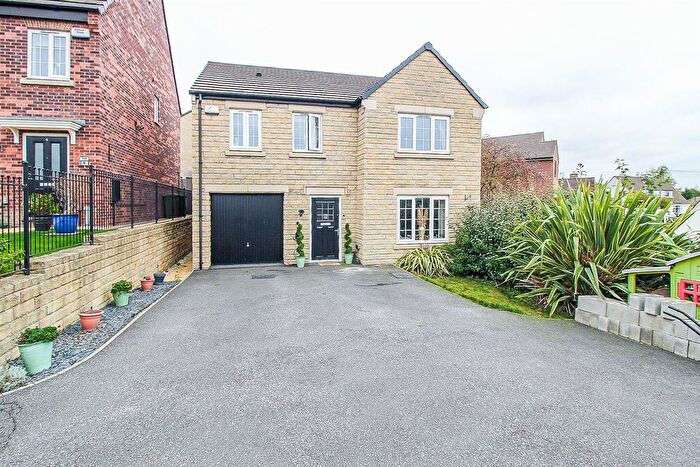 4 Bedroom Detached House For Sale In Wren Green Way, Wrenthorpe, Wakefield, WF2