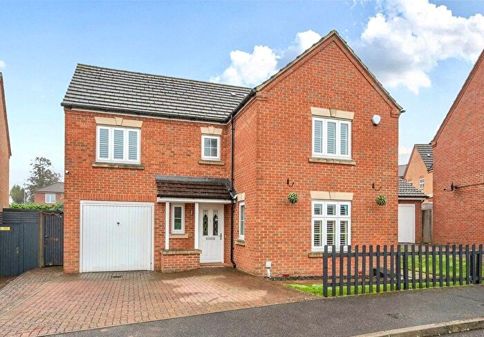 4 Bedroom Detached House For Sale In Barwell Crescent, Biggin Hill, Westerham, TN16