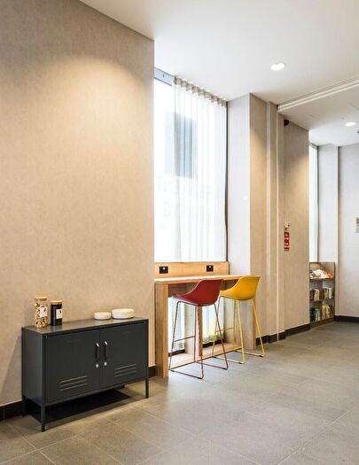2 Bedroom Apartment To Rent In Station Road, London, SE13