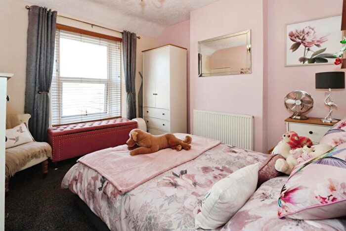 2 Bedroom Terraced House For Sale In Cross Street, Bristol, BS15