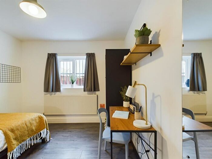 2 Bedroom Flat To Rent In Clint Road West, Liverpool, L7