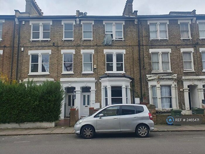 4 Bedroom Maisonette To Rent In Paulet Road, London, SE5