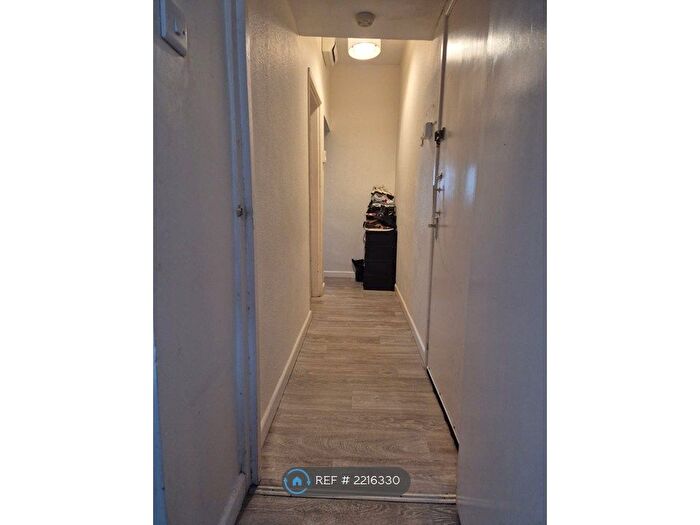 1 Bedroom Flat To Rent In Knowle Road, Bristol, BS4