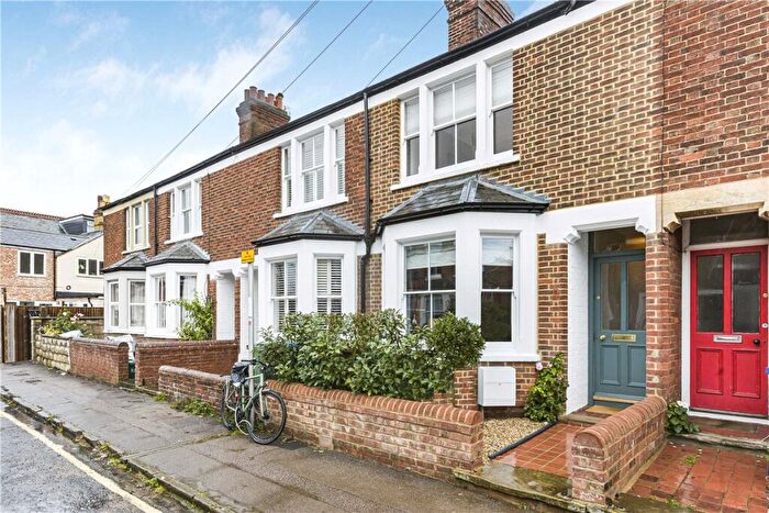 2 Bedroom Terraced House For Sale In Alexandra Road, Oxford, Oxfordshire, OX2