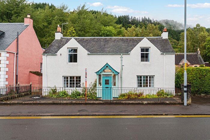 4 Bedroom Detached House For Sale In Leny Road, Callander, FK17